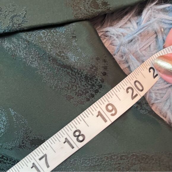 COS Dark Green Paisley Jacquard Satin Silk Tie Back Shirt Size 4 - Picture 3 of 8